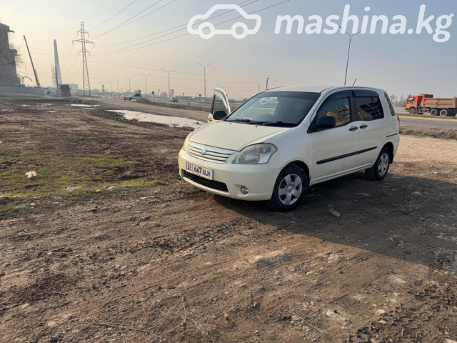 Toyota Raum