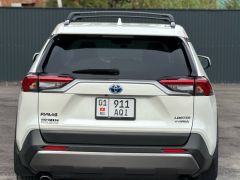 Сүрөт унаа Toyota RAV4