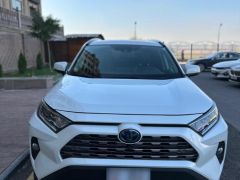 Сүрөт унаа Toyota RAV4