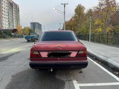 Фото авто Mercedes-Benz W124