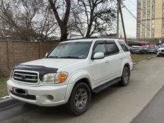 Сүрөт унаа Toyota Sequoia