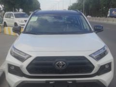 Сүрөт унаа Toyota RAV4