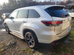 Сүрөт унаа Toyota Highlander