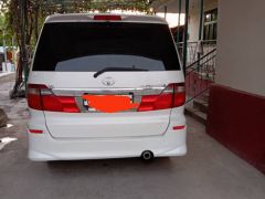 Photo of the vehicle Toyota Alphard