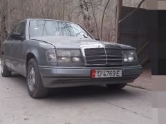 Сүрөт унаа Mercedes-Benz W124