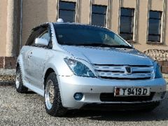 Сүрөт унаа Toyota Ist