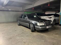 Photo of the vehicle Mercedes-Benz W124