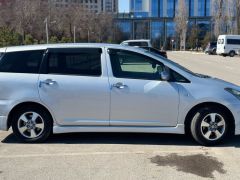 Сүрөт унаа Toyota Wish