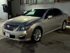 Сүрөт унаа Toyota Crown