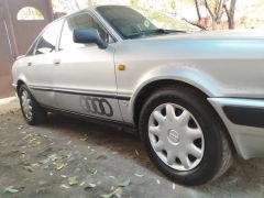 Сүрөт унаа Audi 80