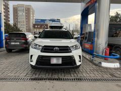 Сүрөт унаа Toyota Highlander