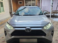 Фото авто Toyota RAV4