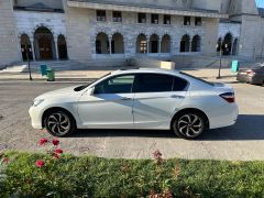 Photo of the vehicle Honda Accord