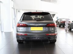 Сүрөт унаа Audi SQ7