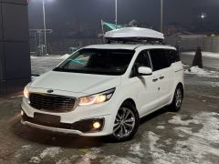 Photo of the vehicle Kia Carnival