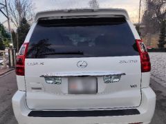 Photo of the vehicle Lexus GX