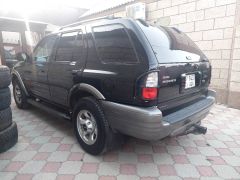 Фото авто Isuzu Rodeo