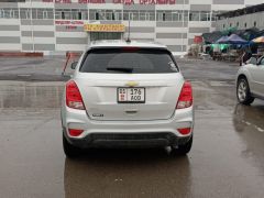 Photo of the vehicle Chevrolet Tracker