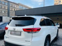 Сүрөт унаа Toyota Highlander