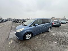 Фото авто Honda Stepwgn