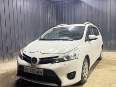 Фото авто Toyota Verso