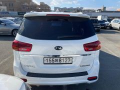 Фото авто Kia Carnival