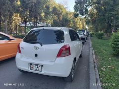 Photo of the vehicle Toyota Vitz