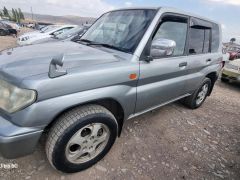 Сүрөт унаа Mitsubishi Pajero iO