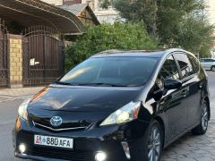 Фото авто Toyota Prius v (+)