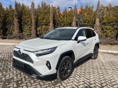 Photo of the vehicle Toyota RAV4