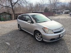 Сүрөт унаа Honda Stream