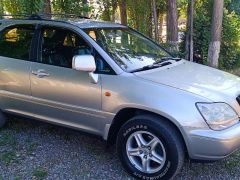 Photo of the vehicle Lexus RX