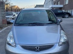 Photo of the vehicle Honda Fit