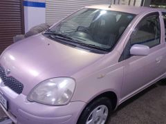 Photo of the vehicle Toyota Vitz