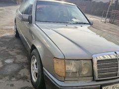 Сүрөт унаа Mercedes-Benz W124