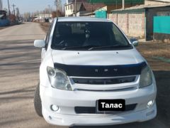 Сүрөт унаа Toyota Ist