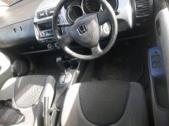 Фото авто Honda Fit