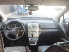 Сүрөт унаа Toyota Corolla Verso