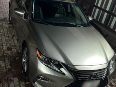 Photo of the vehicle Lexus ES