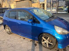 Фото авто Honda Fit