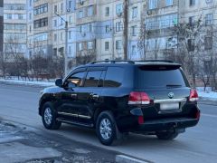 Сүрөт унаа Toyota Land Cruiser