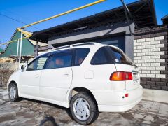 Photo of the vehicle Toyota Ipsum