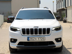 Сүрөт унаа Jeep Cherokee