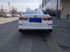 Photo of the vehicle Kia K5