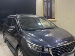 Photo of the vehicle Kia Carnival