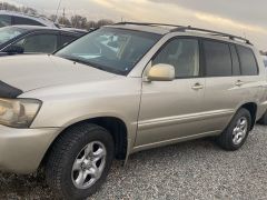 Photo of the vehicle Toyota Highlander