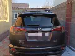 Сүрөт унаа Toyota RAV4