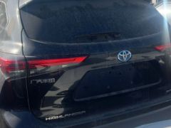 Photo of the vehicle Toyota Highlander