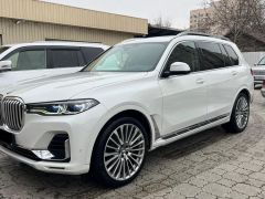 Сүрөт унаа BMW X7