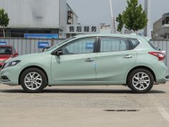 Сүрөт унаа Nissan Tiida